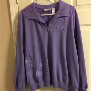 Alfred Dunner Pull Over Sweatshirt.